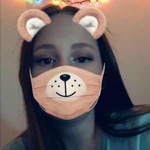 Meet your Posher, Alisha